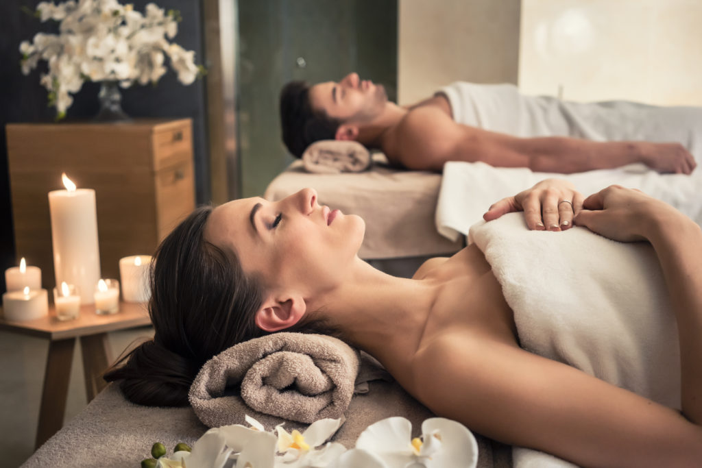 Benefits of Routine Spa Services Like- Facials, Waxing And Chemical Peels